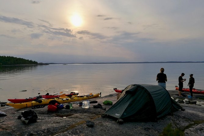 2-Day Small-Group Stockholm Archipelago Kayak Tour - Leaving Stockholm for the islands