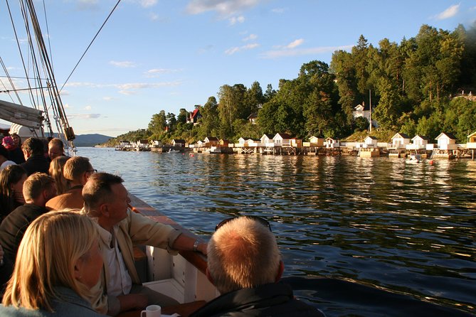 2-Hour Oslo Fjord Sightseeing Cruise by Sailing Ship - Choosing seats and staying comfortable