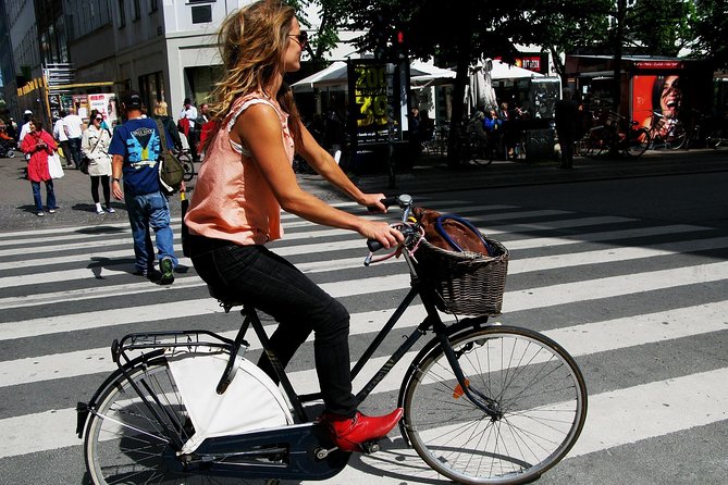 3 Hours Private Bike Tour in Copenhagen - Why Copenhagen works so well on two wheels
