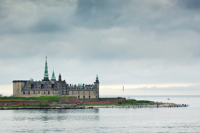 4-Hour Private Hamlet Castle Tour from Copenhagen - Key points at a glance