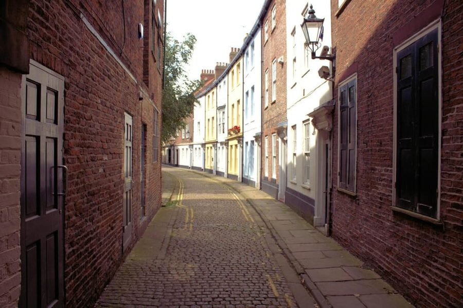 Aalborg: Express Walk with a Local in 60 minutes - Budolfi Church and the city’s defining sights