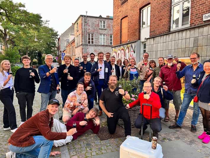 Aarhus Craft BeerWalk - Meeting the BeerGuide at Bro Cafeen