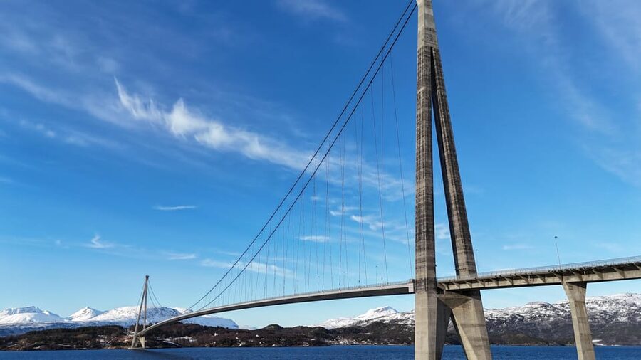 Abisko: Fjord Sightseeing and Photography Tour - The quieter stop before returning to Abisko
