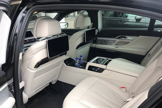 Airport Limousine Transfer: Arlanda Airport to Stockholm City 1-7 Passengers - Should You Book This Arlanda Transfer?
