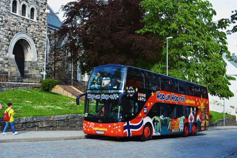 Ålesund: 1-Day Hop-On Hop-Off Sightseeing Bus Ticket - Art Nouveau streets and the story of 1904