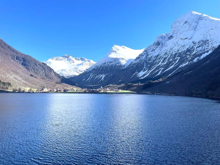 Ålesund: Fjord Tour with Lunch on MS Bruvik - What lunch is really like onboard