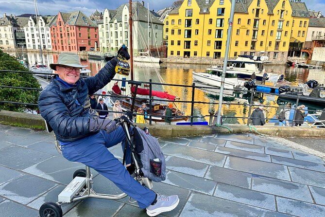 Amazing city walk in Ålesund - Kongens gate and the final part of the route