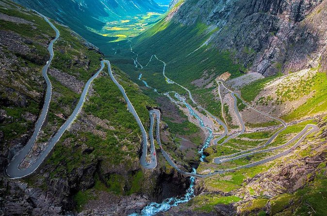 Andalsnes Shore Excursion: the Troll Road and Troll Wall - The Trollstigen viewpoint and its time limit