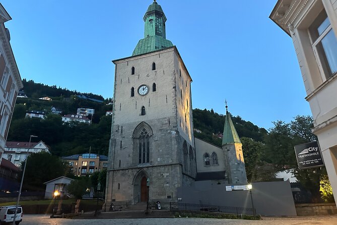 Audio Walking Tour in Bergen Famous Ghosts Location - The old town hall, dungeons, and executions
