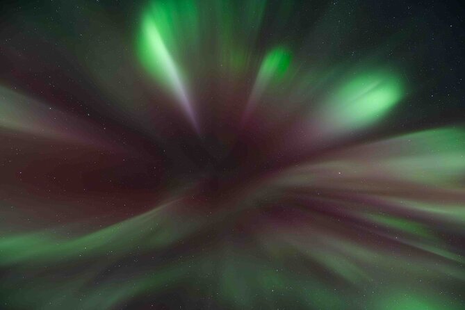 Aurora Hunt with Professional Photographer from Alta - A small group with hands-on attention