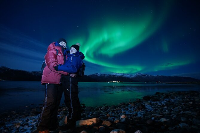 Aurora tour with free portrait and bonfire - What the Tromsø departure feels like