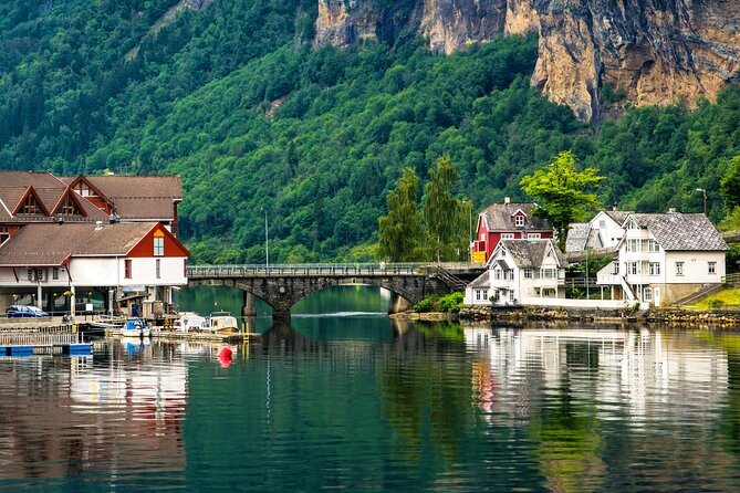 Bergen Beyond Day trip - Steinsdalsfossen is the clear highlight