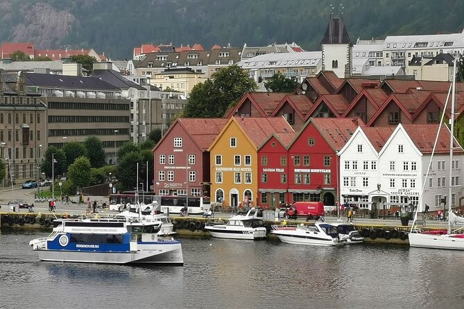 Bergen City Cruise - Bergen’s story begins at the harbor