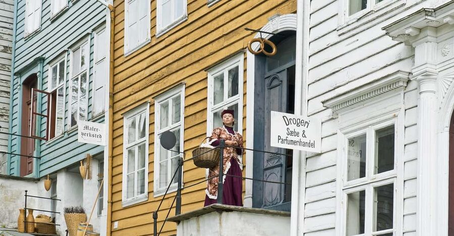 Bergen: Guided Car Tour with Old Bergen Museum & Fantoft … - Bryggen gives you the classic Bergen opening
