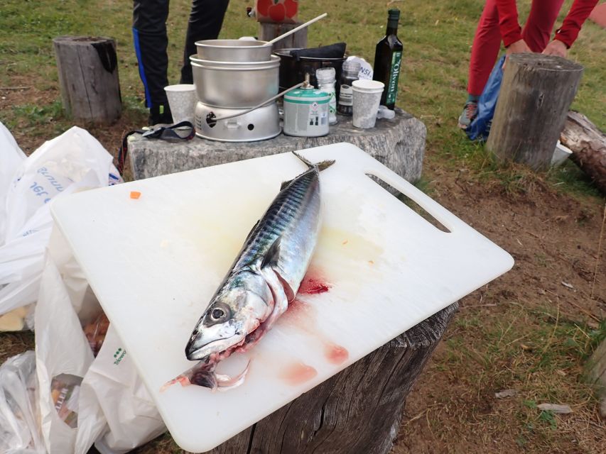 Bergen: Guided Fishing Tour with Outdoor Cooking - Rain, wind, and what to bring