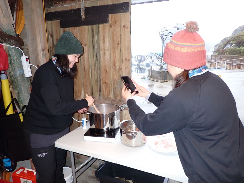 Bergen: Guided Fishing Tour with Outdoor Cooking - Small-group details that matter