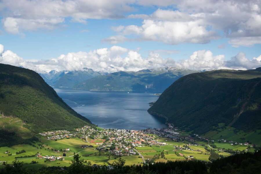 Bergen: Guided Fjord & Glacier Tour to Fjærland - The main fjord cruise from Vik to Fjærland