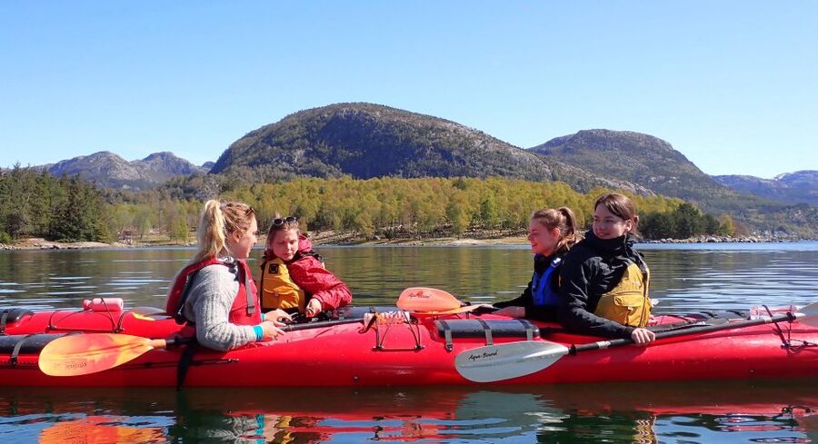 Bergen: Øygarden Islets Guided Kayaking Tour - The 35-minute ride from Bergen to the launch point