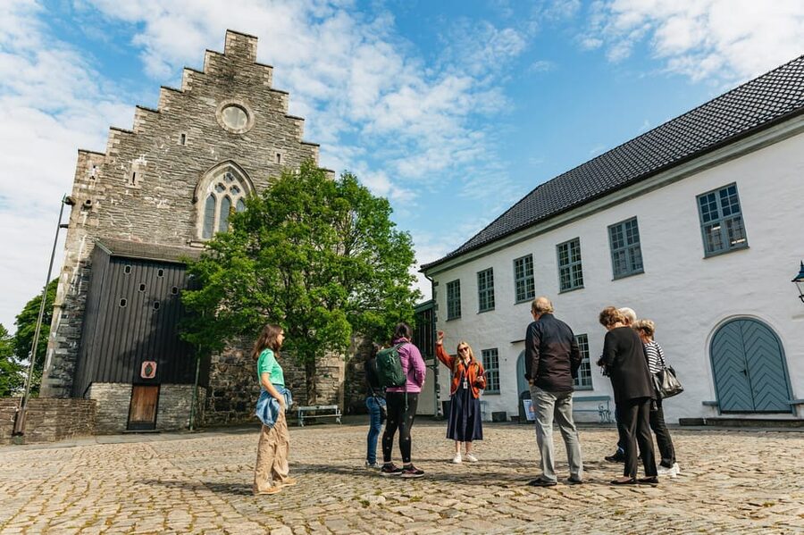 Bergen: Past & Present Small Group Guided Walking Tour - Useful advice for the rest of your stay