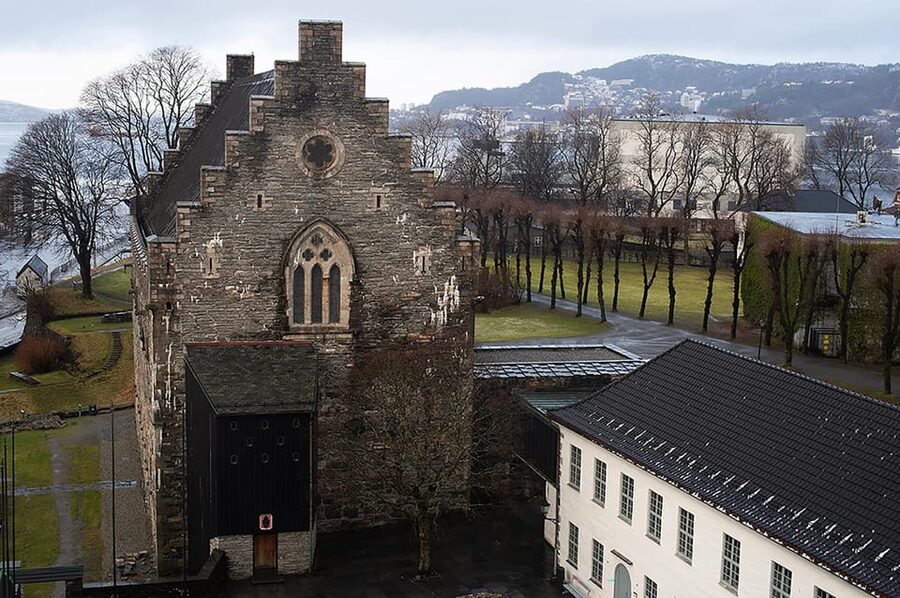 Bergen: Private tour in your own language - Bryggen, Bergen’s most important stop