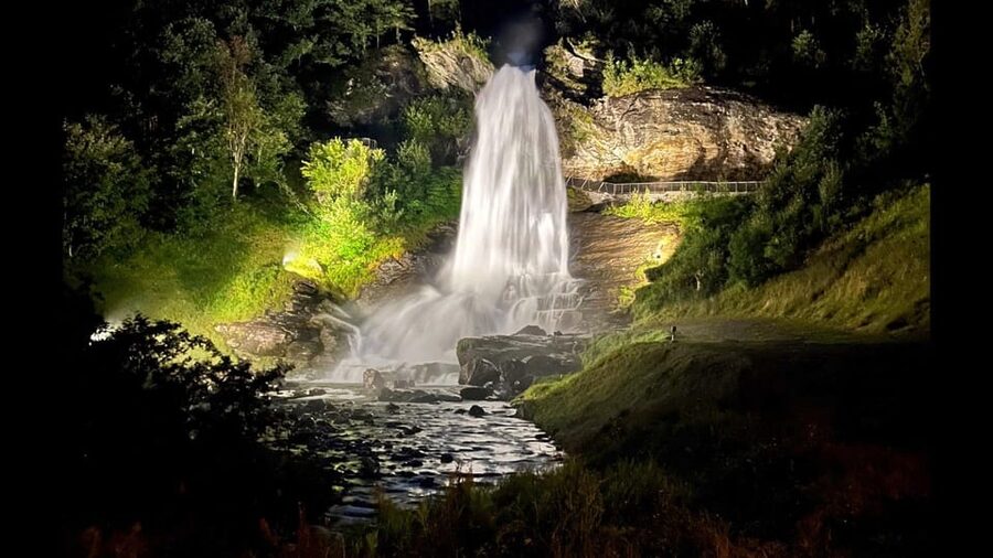 Bergen: Private Waterfalls and Wonders of Fjord Norway - Key points at a glance