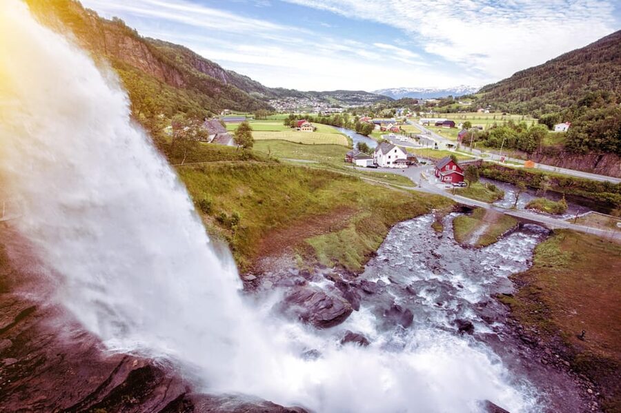 Bergen: Private Waterfalls and Wonders of Fjord Norway - Hardangerfjord and Norway’s roadside surprises