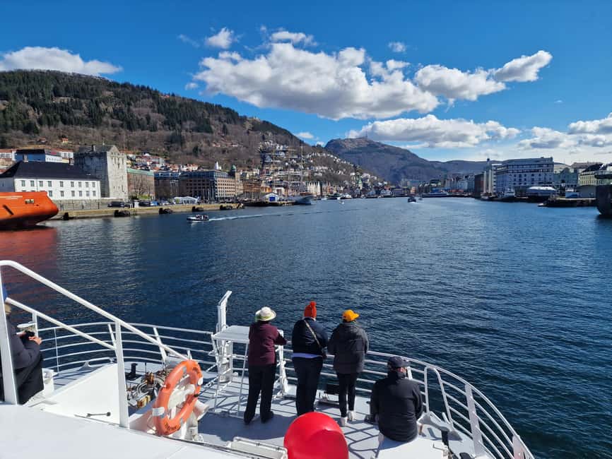 Bergen: Sightseeing Cruise of Bergen's Historic Landmarks - Bergenhus Fortress and the medieval harbor