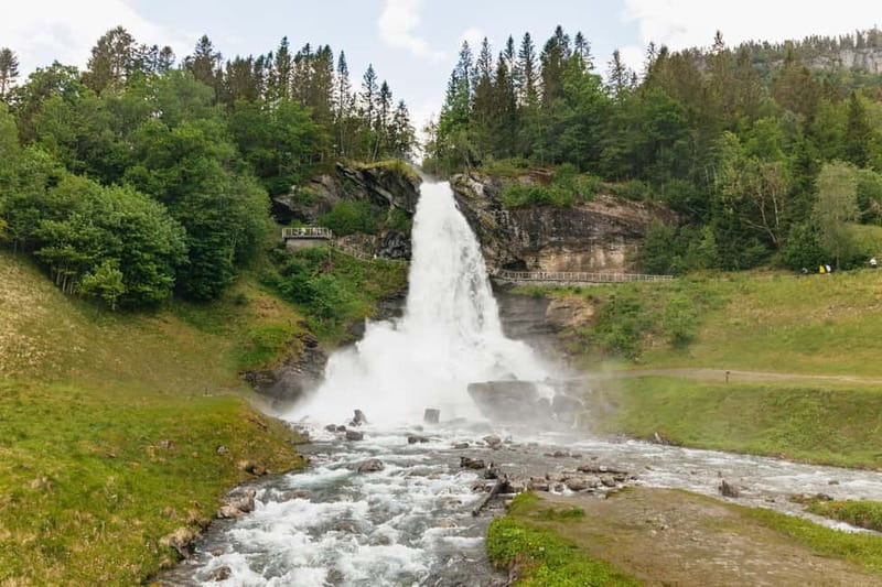 Bergen: Waterfalls of Hardangerfjord Shore Excursion - Norheimsund gives the day room to breathe