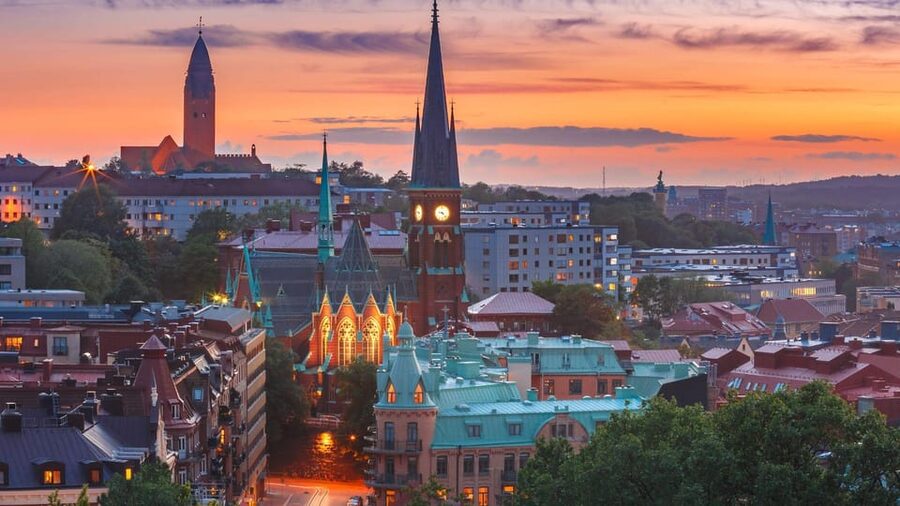 Best of Gothenburg: Private Walking Tour with a Local - Starting at Kungsportsplatsen