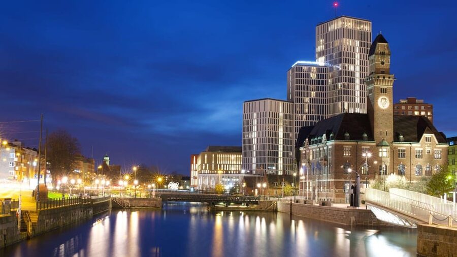 Best of Malmö: Private Walking Tour with a Local - Weather, Access, and Everyday Practicalities