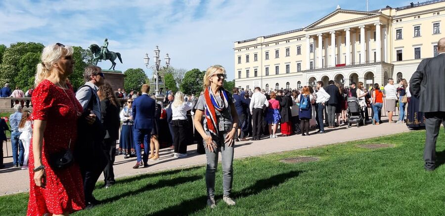 Best of Oslo: Walking Tour with a local guide - City Hall, the Nobel Peace Centre, and the main avenue