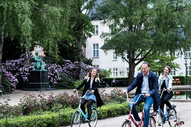 Bike Tour Copenhagen. Private Guide, Concierge Service, Small Grp - Amalienborg brings the royal stories