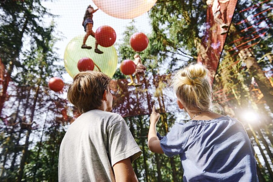 Billund: WOW PARK Entry Ticket - Treehouses, nets, and giant suspended balls
