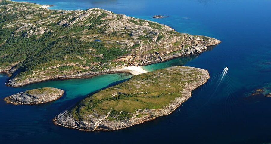 Bodø: Kjerringøy & Silent Coastal Cruise - Who will enjoy this half-day outing?