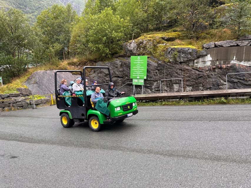 Briksdal Glacier and Loen Skylift Tour with Transfer - Who will enjoy this day most