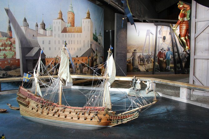 City Hall, Old Town & Vasa Museum - all-in-1 guided experience - The guides make the biggest difference