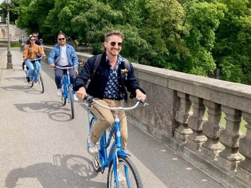Copenhagen: 1.5-Hour City Highlights Bike Tour - The Little Mermaid, with a small hill on the way