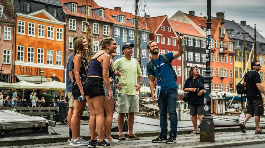 Copenhagen: 1.5-hour Private Walking Tour of Christianshavn - Strandgade 30 and Sankt Annæ Gade