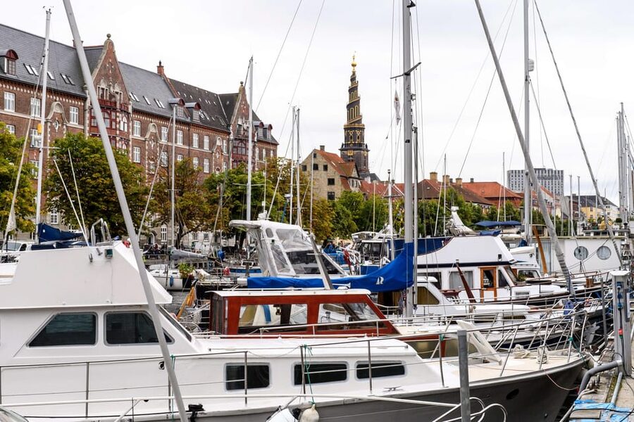 Copenhagen: 1.5-hour Private Walking Tour of Christianshavn - Practical advice for a smooth 90 minutes