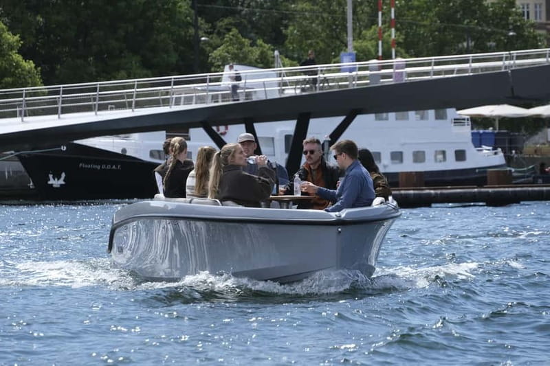Copenhagen: 1 or 2-Hour Canal Tour in Silent Electric Boats - One hour or two hours?