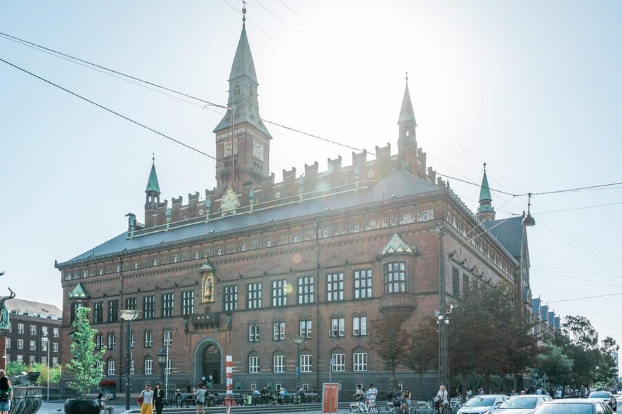 Copenhagen: 2-hour Old Town Private Walking Tour - Rådhuspladsen and Copenhagen’s public face