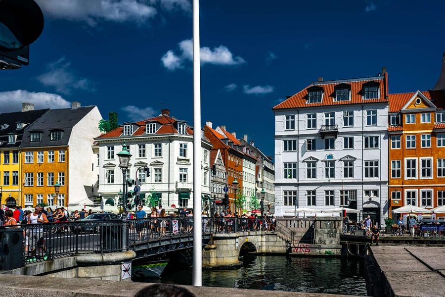 Copenhagen: 3-hour Private Guided Bike Tour - Islands Brygge and the ride toward Vesterbro