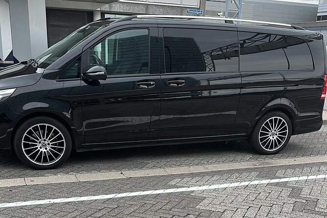 Copenhagen Airport Transfer Service | English Speaking Driver - Should you book it?