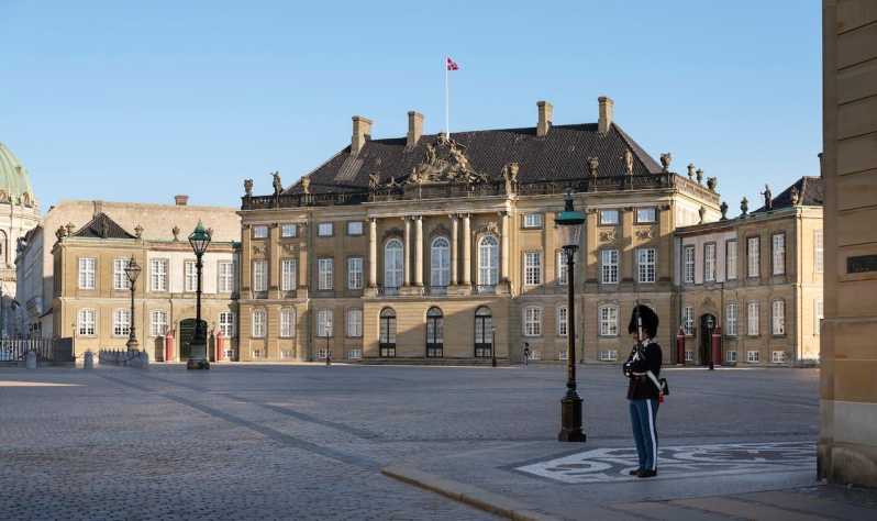 Copenhagen: Amalienborg Palace Museum Entry Ticket - Entering Amalienborg from the Marble Church