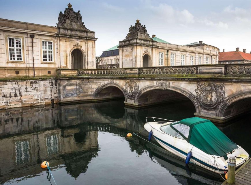 Copenhagen: Canal Boat Cruise & Old Town/Nyhavn Walking Tour - How much value do you get for $274?