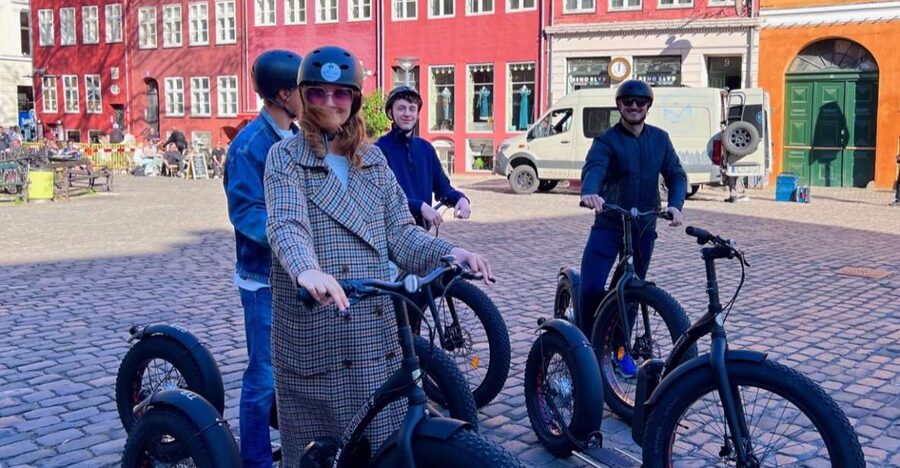 Copenhagen: Guided E-Scooter KickBike Tour- All Highlights - The Citadel and the Gefion Fountain