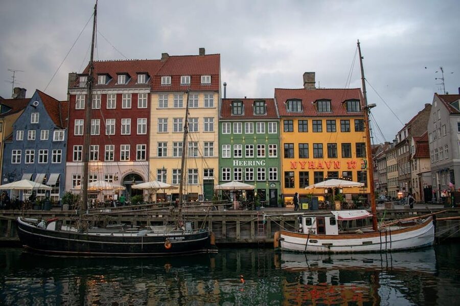 Copenhagen: Guided Walking Tour in French - Christiansborg and the seat of Danish power