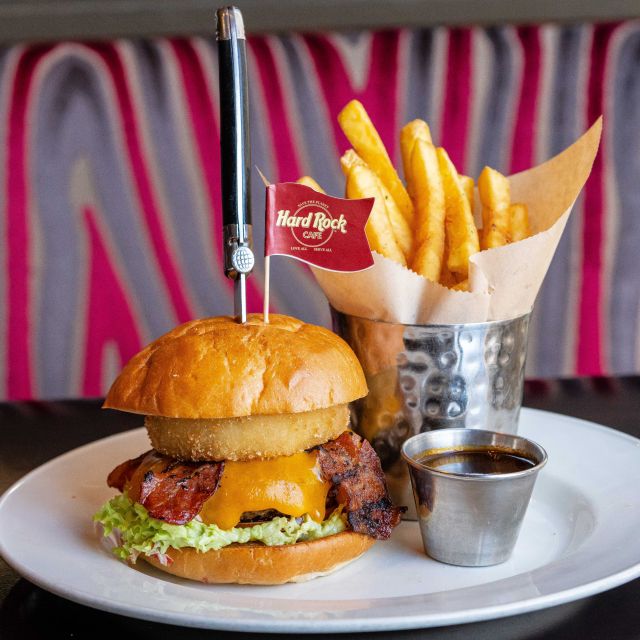 Copenhagen: Hard Rock Cafe with Set Menu for Lunch or Dinner - Choosing between the Acoustic and Electric menus