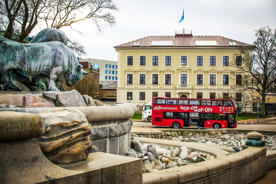 Copenhagen: Hop-On Hop-Off Bus Tour with Boat Tour Option - Oceankaj Cruise Terminal and cruise-day usefulness