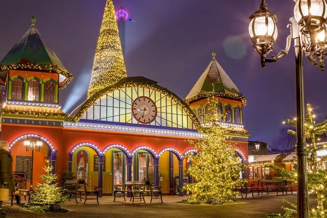 Copenhagen Private Christmas Walking Tour with Gløgg - What the private format adds